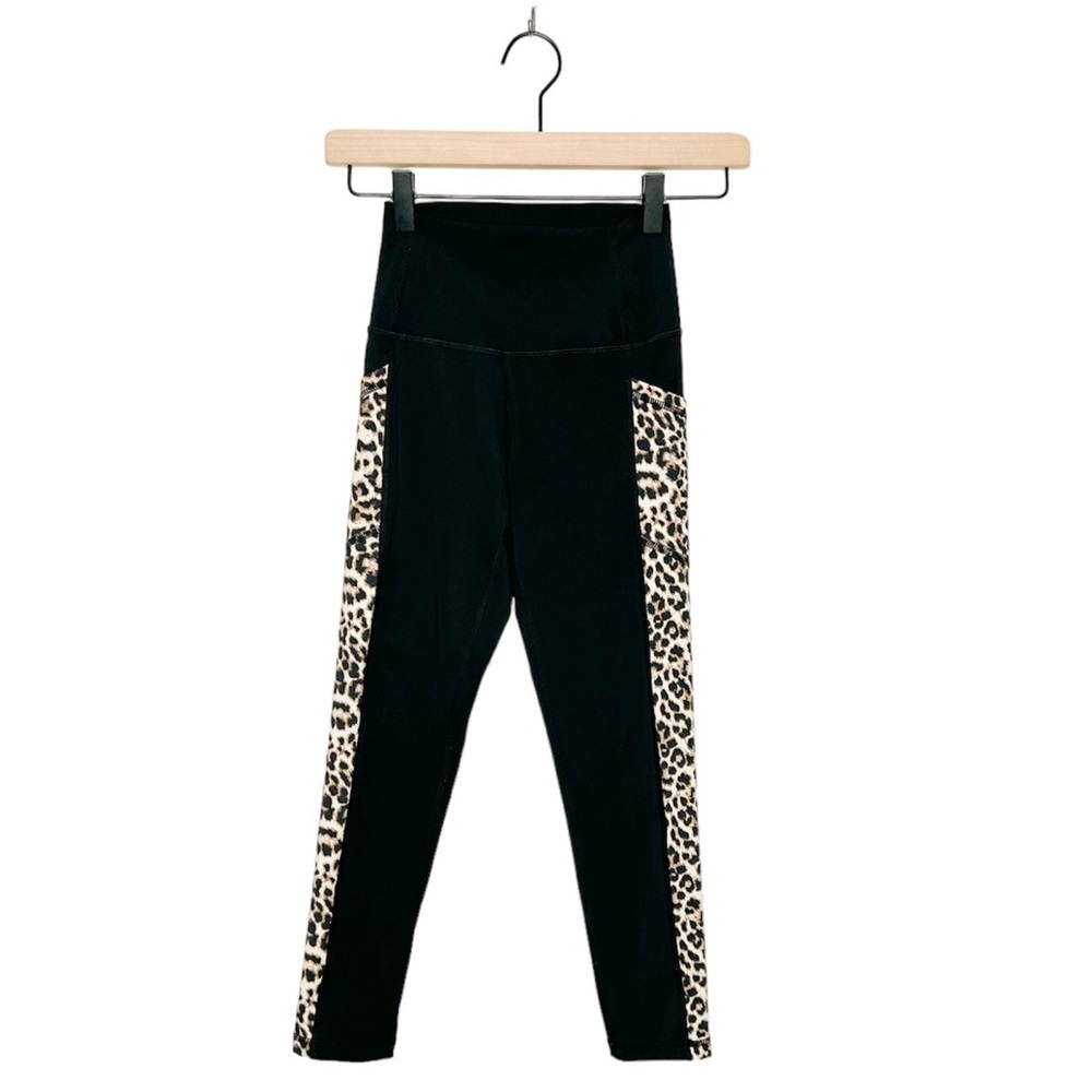 ZYIA Active Leopard Animal Print Crop Athletic Workoutโ Leggings XXS